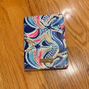 Lilly passport cover